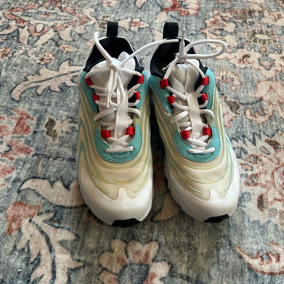 Nike React Youth Size 7 - Picture 4 of 9